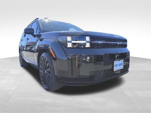 Used 2024 Hyundai Santa Fe Calligraphy image 1