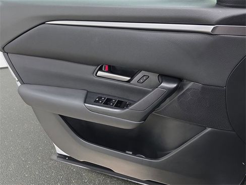 Used 2024 MAZDA CX-50 AWD 2.5 S w/ Accent Package image 26