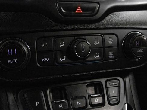 Used 2019 GMC Terrain Denali w/ Advanced Safety Package image 25