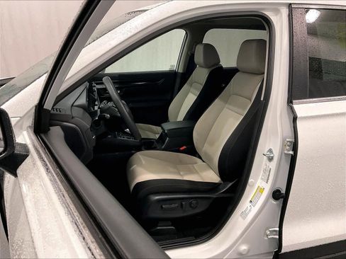 Used 2024 Honda CR-V EX image 10