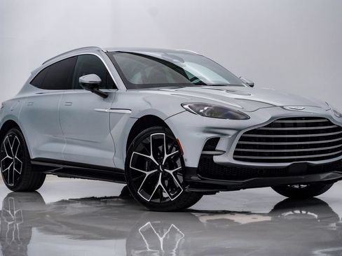 New 2026 Aston Martin DBX 707 AWD/4WD image 1