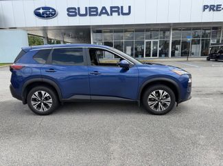 Used 2023 Nissan Rogue SV FWD video 2