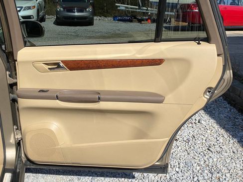 Used 2008 Mercedes-Benz R 320 CDI 4MATIC image 23