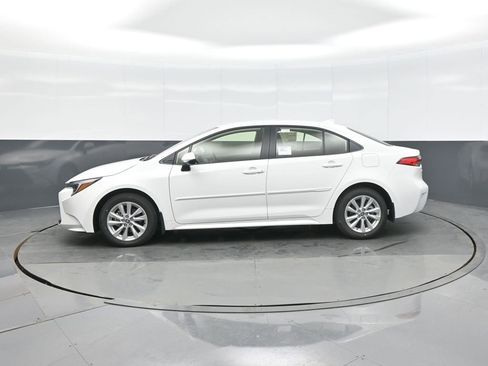 New 2026 Toyota Corolla LE image 4