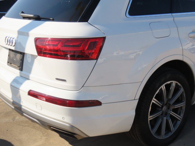 Used 2017 Audi Q7 2.0T Premium Plus AWD/4WD image 10
