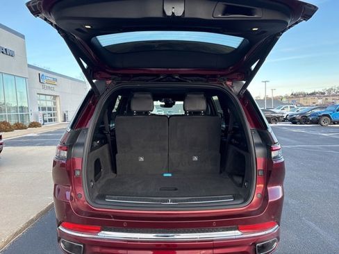 Used 2023 Jeep Grand Cherokee L Overland image 38
