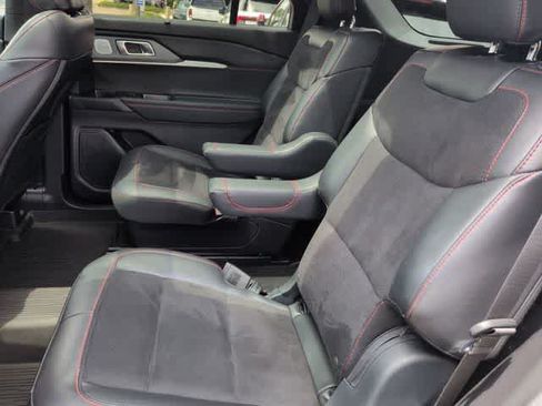 Used 2025 Ford Explorer ST AWD/4WD image 20