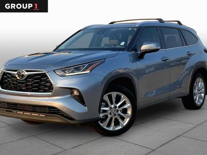 Used 2021 Toyota Highlander Limited