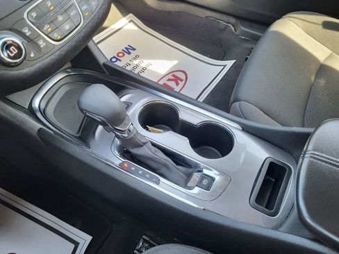 Used 2024 Chevrolet Malibu LT image 14