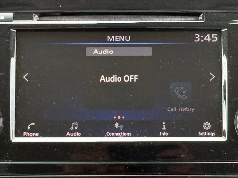 Used 2020 Nissan Rogue Sport SV w/ Technology Package AWD/4WD image 3