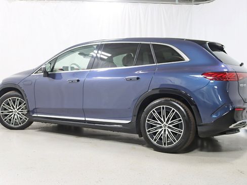Used 2023 Mercedes-Benz EQS 450+ 4MATIC SUV w/ AMG Line Exterior Package image 9