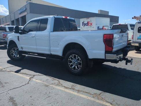 Used 2022 Ford F250 Lariat w/ FX4 Off-Road Package AWD/4WD image 5