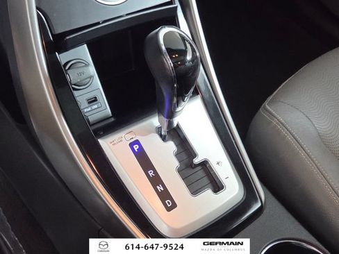 Used 2012 Hyundai Elantra Limited w/ Technology Pkg 5 FWD image 37