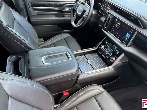 Used 2023 GMC Yukon Denali w/ LPO, Floor Liner Package AWD/4WD image 19