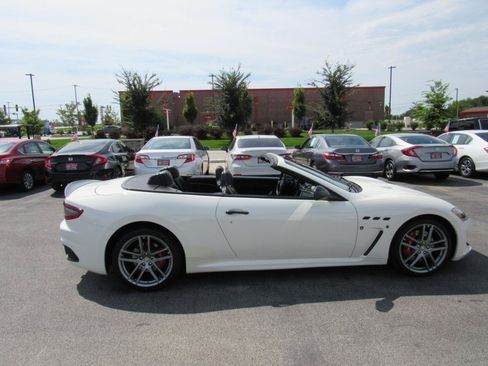 Used 2014 Maserati GranTurismo MC RWD image 35