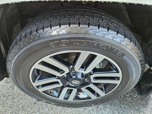 Used 2020 Toyota 4Runner Limited image 20