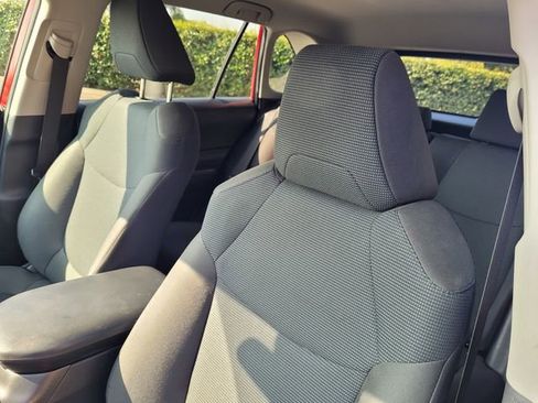 Used 2024 Toyota RAV4 LE image 11