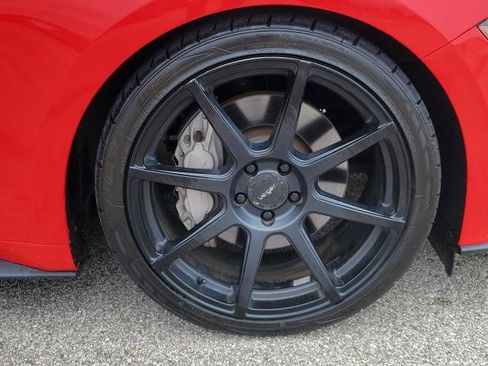 Used 2020 Ford Mustang GT w/ Equipment Group 301A image 5