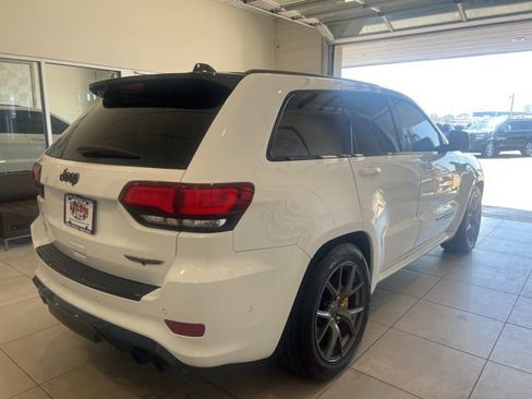 Used 2020 Jeep Grand Cherokee Trackhawk image 4