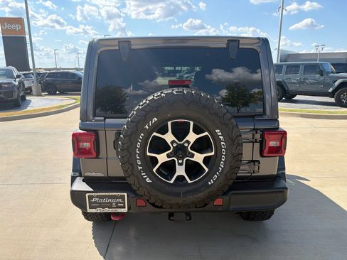 Used 2021 Jeep Wrangler Unlimited Rubicon AWD/4WD image 4