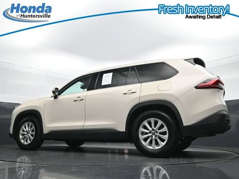 Used 2024 Toyota Grand Highlander FWD image 40