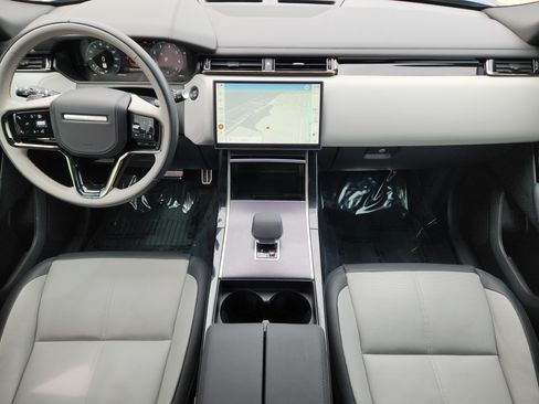 Certified 2026 Land Rover Range Rover Velar Dynamic SE AWD/4WD image 27