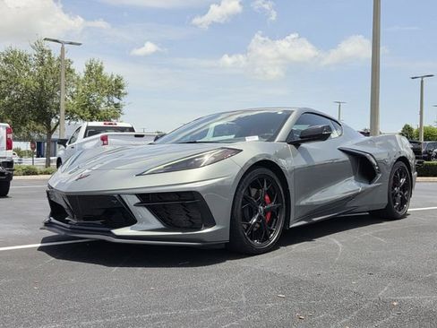 Used 2022 Chevrolet Corvette Stingray Preferred Cpe RWD image 2