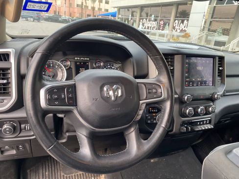 Used 2019 RAM 1500 Big Horn image 11