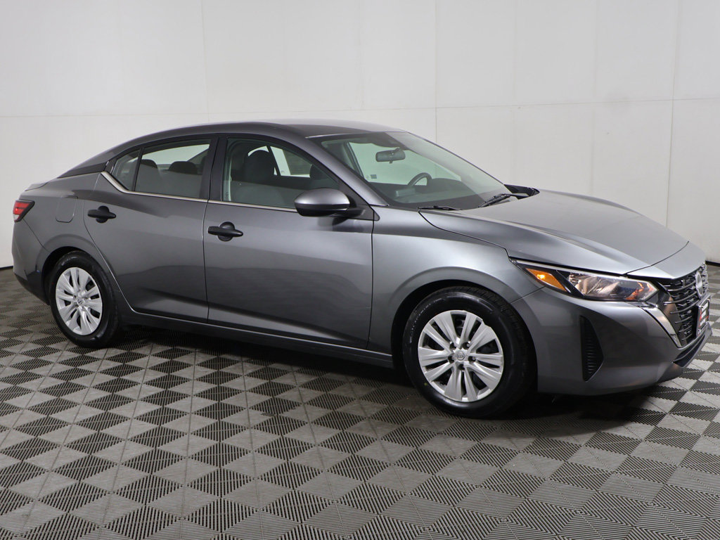 Used 2024 Nissan Sentra S FWD image 11