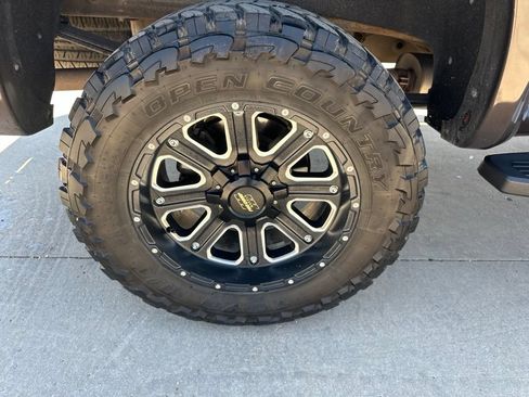 Used 2019 Chevrolet Silverado 1500 High Country AWD/4WD image 35