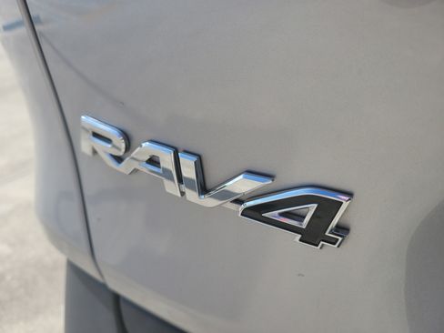 Certified 2024 Toyota RAV4 LE AWD/4WD image 10