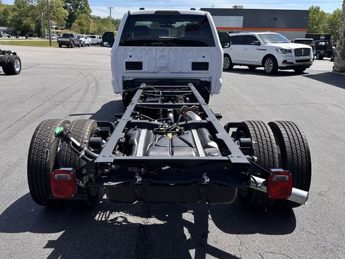 Used 2026 Ford F550 4x4 Regular Cab Super Duty w/ XLT Value Package image 5