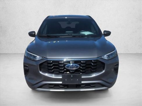 Used 2024 Ford Escape ST-Line image 2