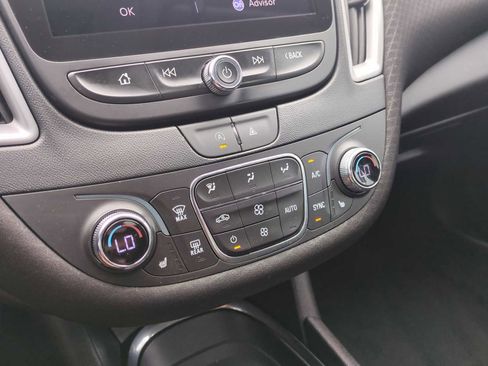 Used 2023 Chevrolet Malibu LT FWD image 18