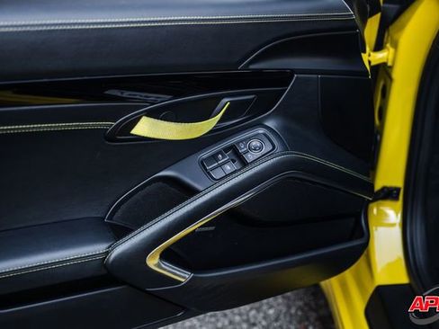 Used 2018 Porsche 911 Carrera T image 63