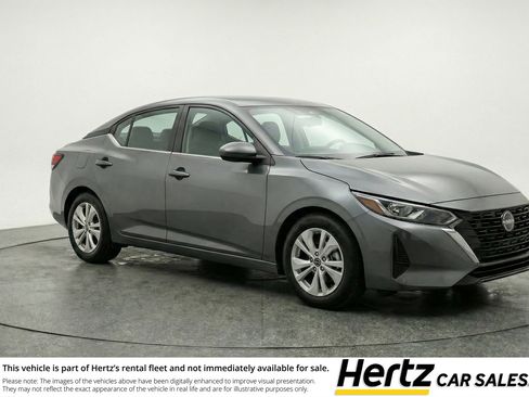 Used 2025 Nissan Sentra S FWD image 1