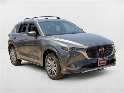 New 2025 MAZDA CX-5 Signature image 6