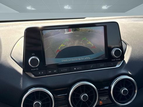 Used 2025 Nissan Sentra S image 27