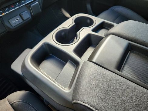 Used 2022 Chevrolet Silverado 1500 Custom image 22