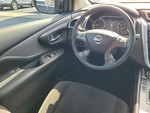 Used 2020 Nissan Murano S w/ Technology Package FWD image 12