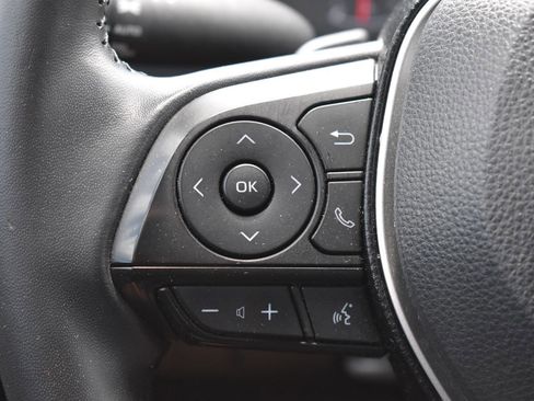Used 2021 Toyota Corolla SE FWD image 6