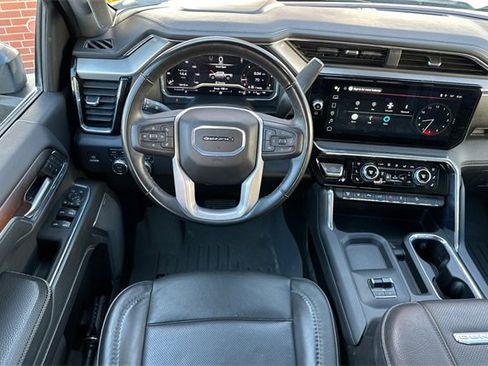 Used 2025 GMC Sierra 3500 Denali image 85