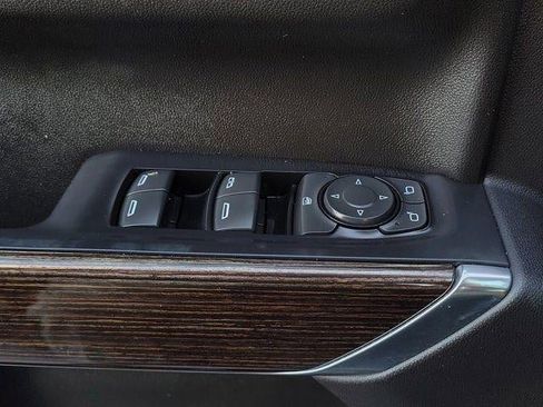 Used 2021 GMC Sierra 1500 Elevation w/ Preferred Package image 29