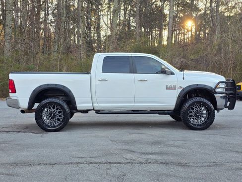 Used 2017 RAM 2500 SLT image 9