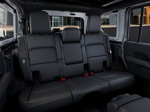 New 2026 Jeep Wrangler Unlimited Sahara AWD/4WD image 15