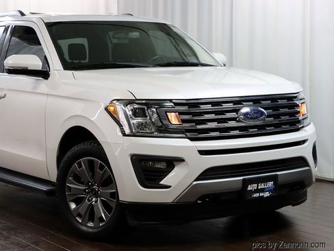 Used 2019 Ford Expedition Max XLT w/ Equipment Group 201A AWD/4WD image 2