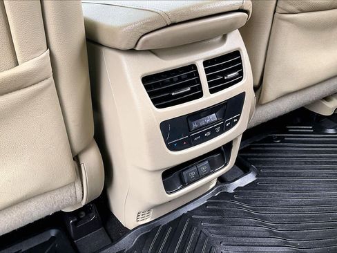 Used 2020 Acura MDX FWD image 32