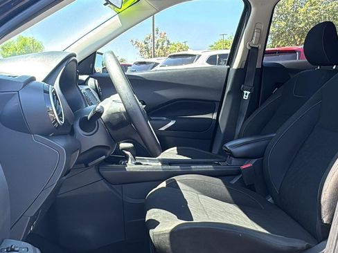 Used 2021 Nissan Kicks SV FWD image 21