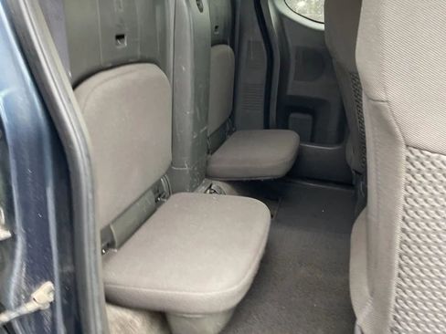 Used 2018 Nissan Frontier SV AWD/4WD image 23