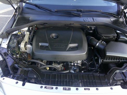 Used 2016 Volvo S60 T5 Premier w/ Convenience Package image 64